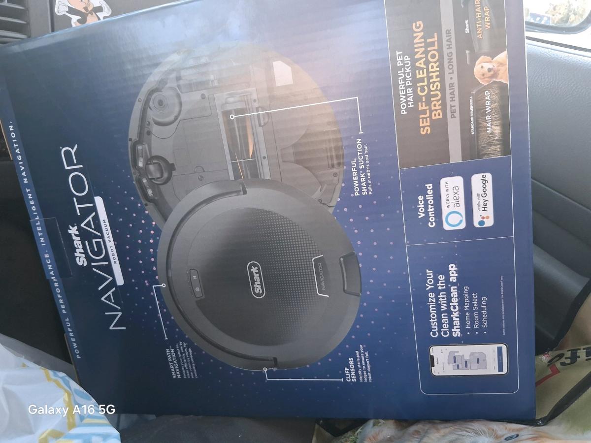 BADAZZ SHARK NAVIGATOR ROBOT VACUUM