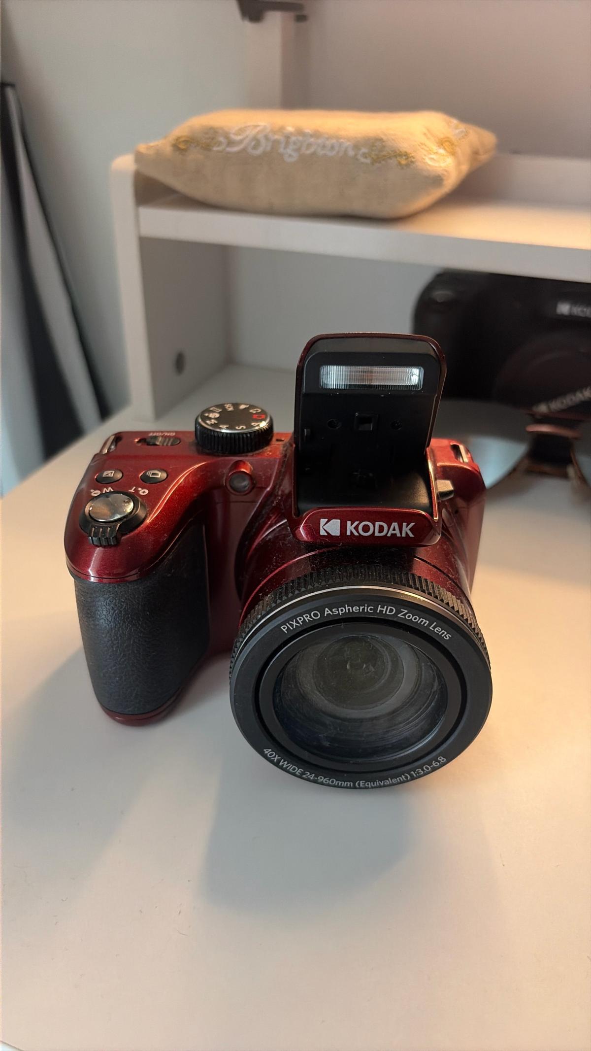 Kodak pixpro  color red