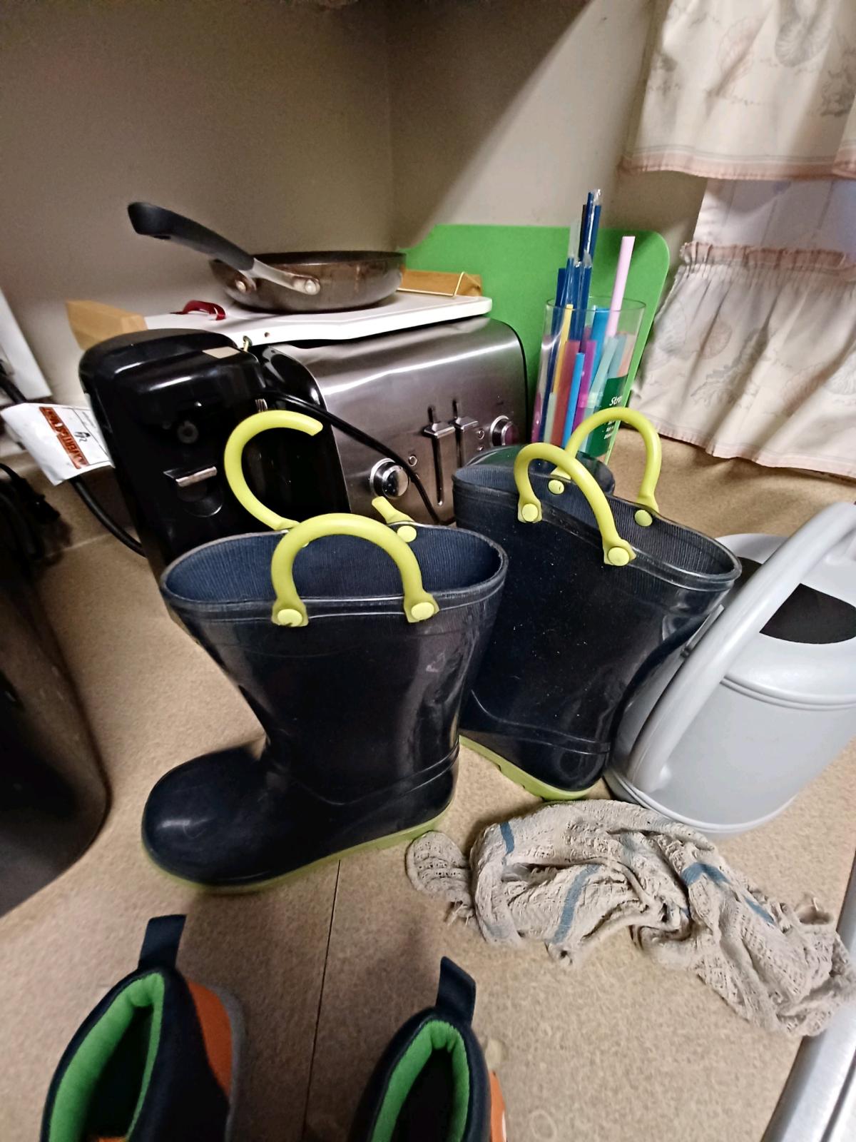 kid shoes