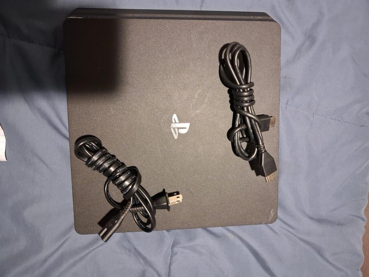 slim play station 4 console