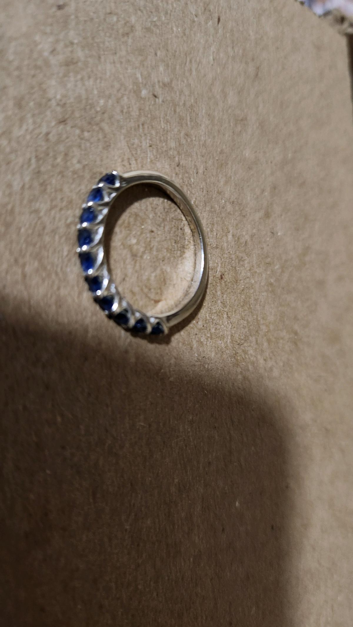 14k white gold ring with sapphires