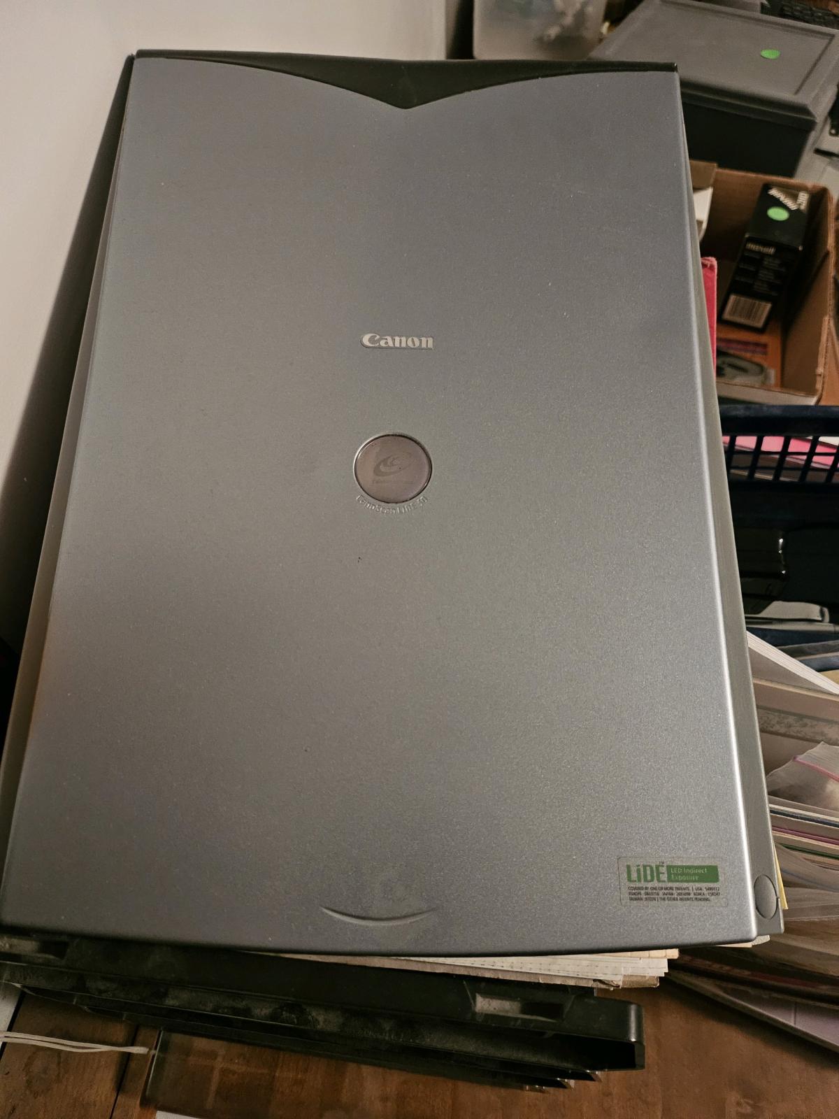 Canon CanoScan LiDE 30