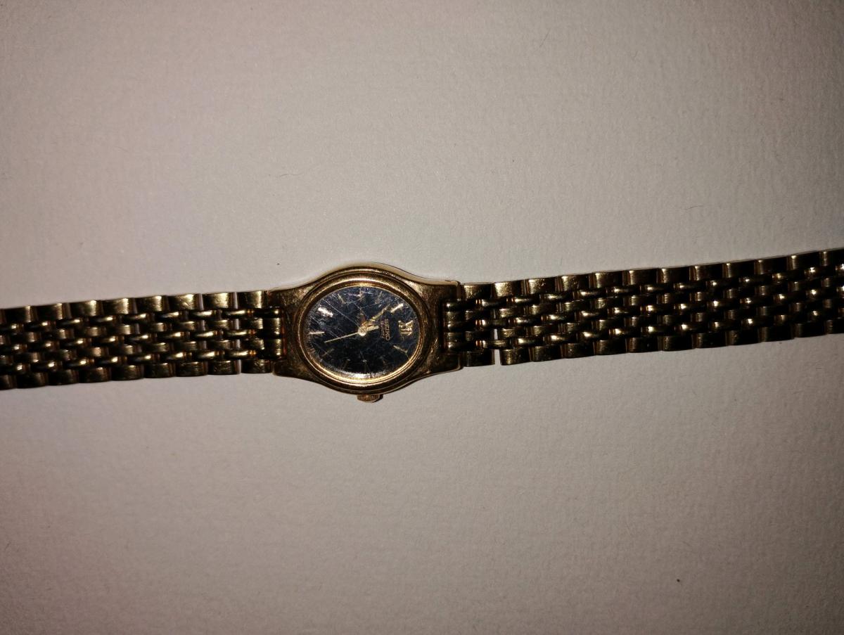 vintage gold tone womens Seiko wristwatch
