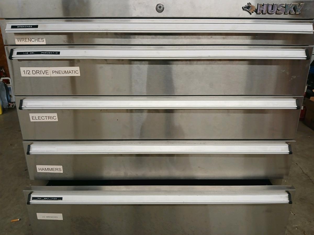 HUSKY Heavyduty 10 drawer toolbox