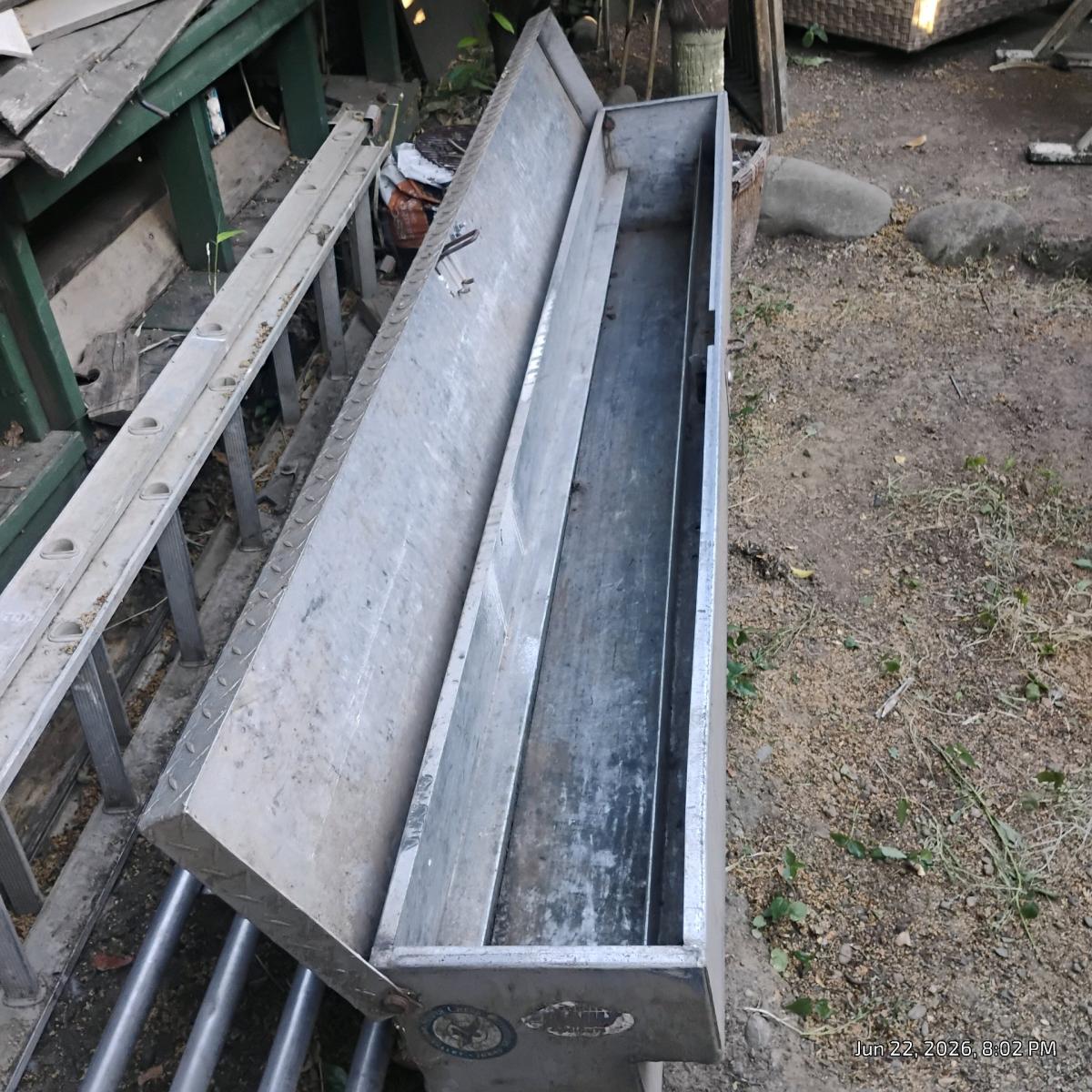 diamondtread aluminum truck tool box