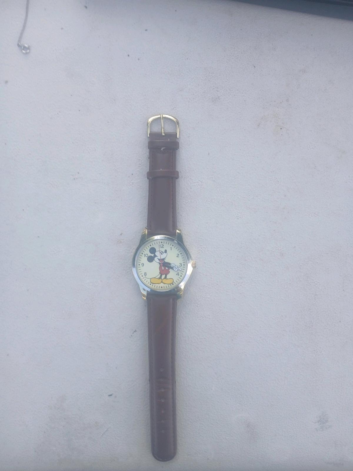 vintage mickey mouse watch