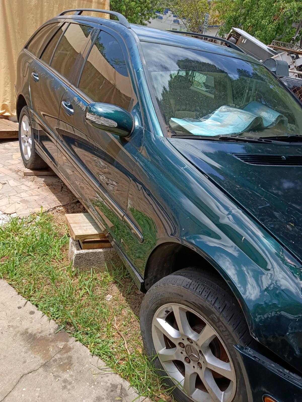 Mercedes Benz S wagon 2005