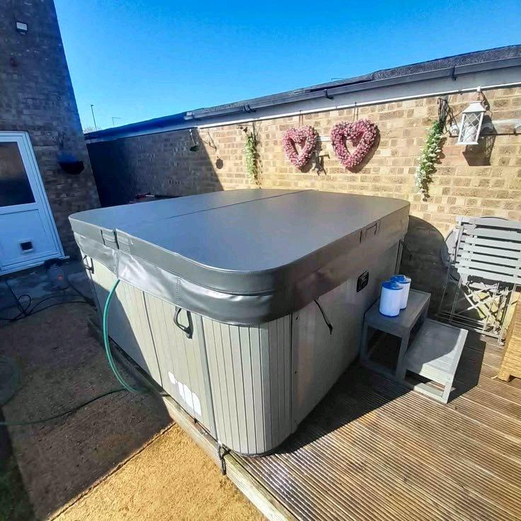 Enclosed Trailer Honda Generator  4 Wheeler Hot tub Tractor