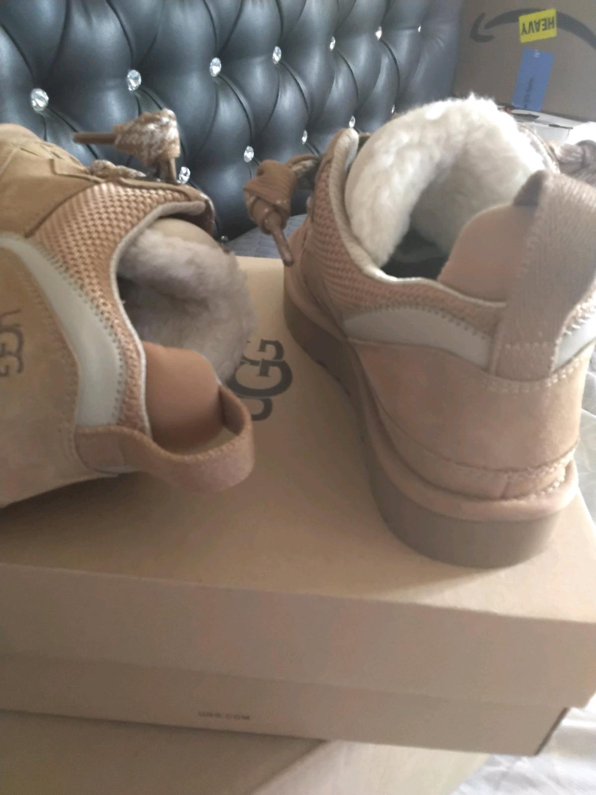 uggs shoes for woman size 7