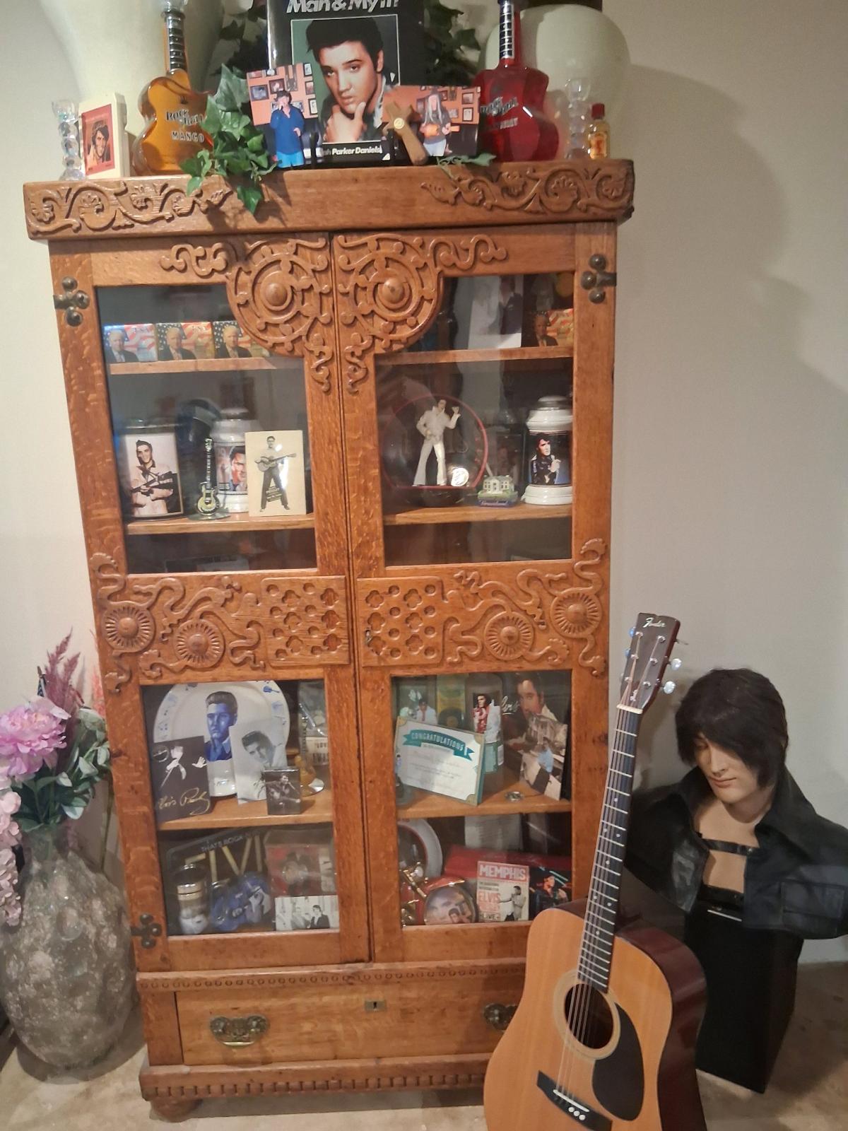 To many collectable to List in this cabinet an on top also