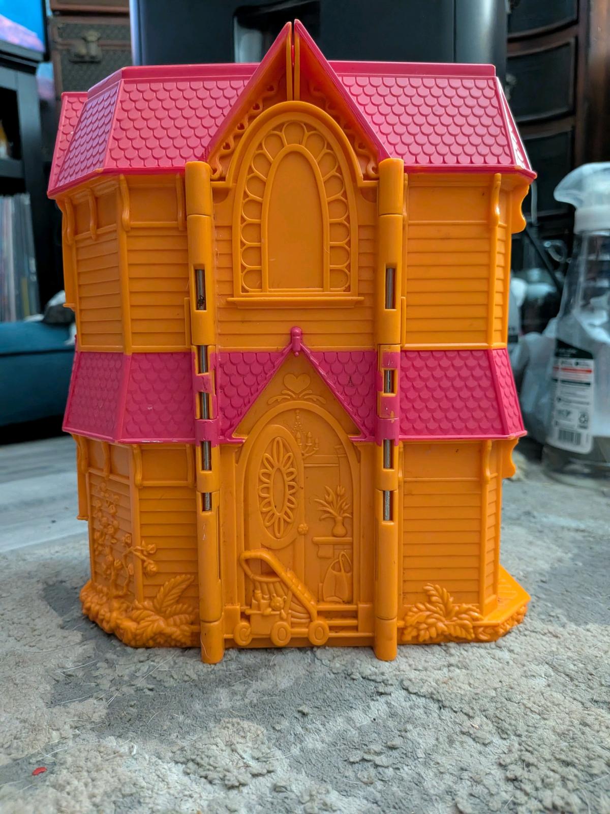 Vintage 2004 FisherPrice Sweet Streets Victorian Dollhouse