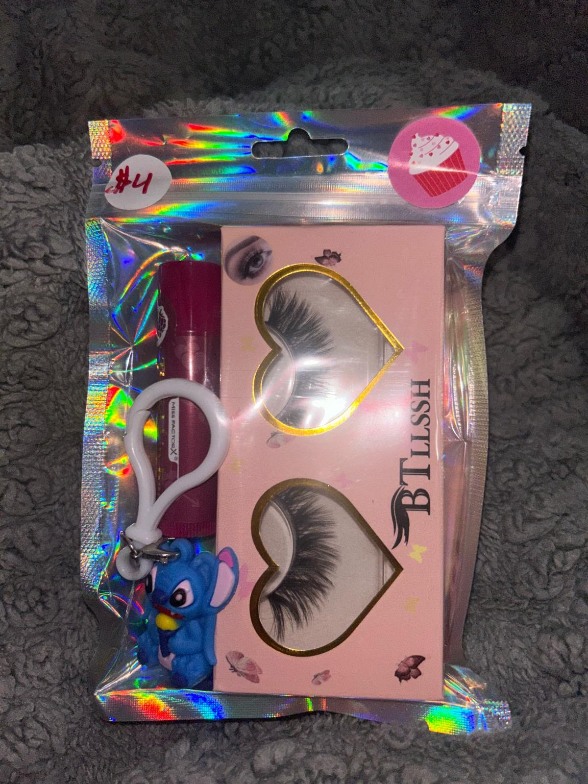 eyelashes plus keychain lip stick