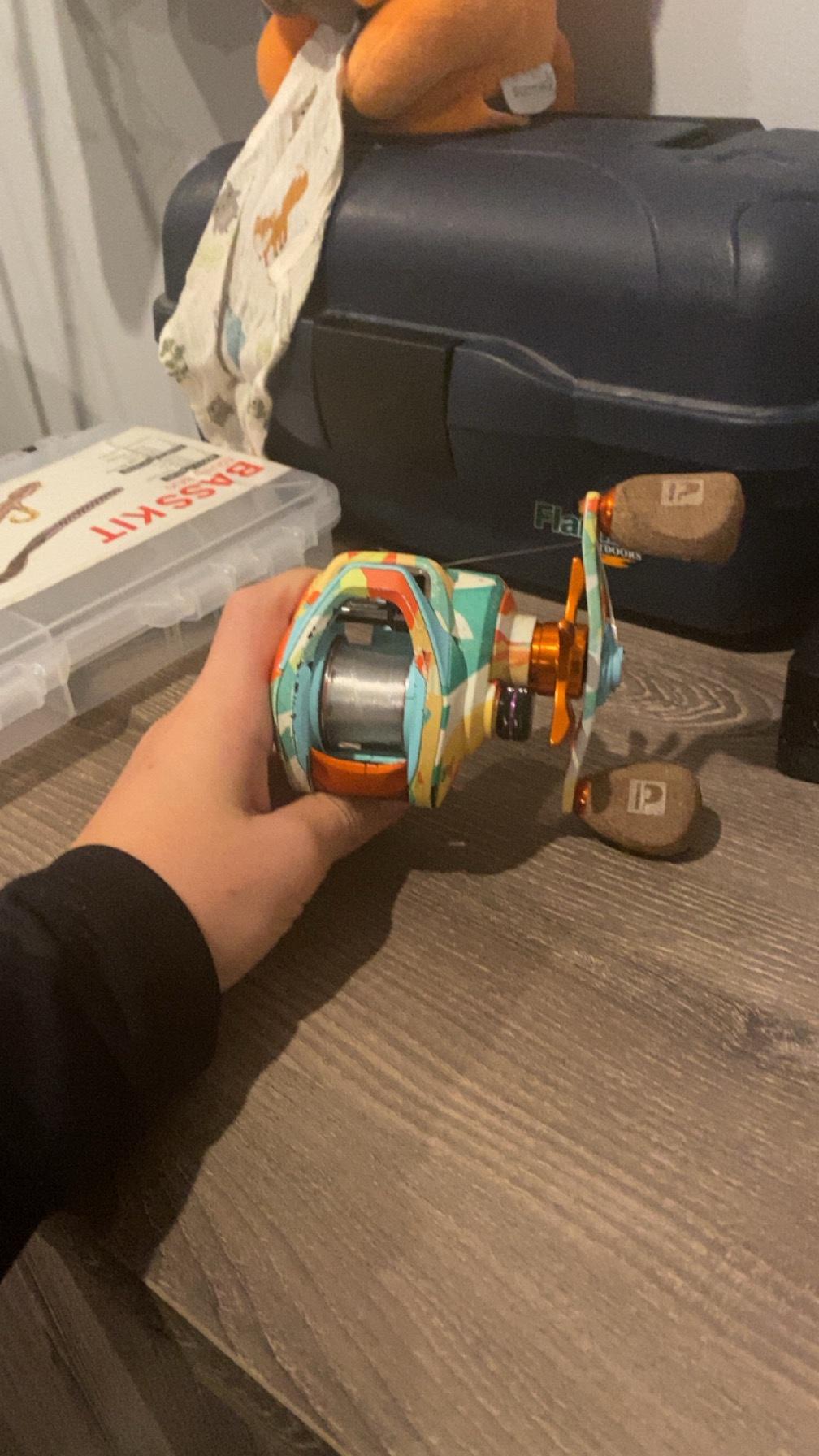 Baitcaster reel with line