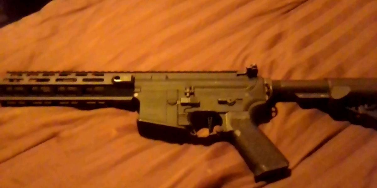 everyone weapons air soft electric AR