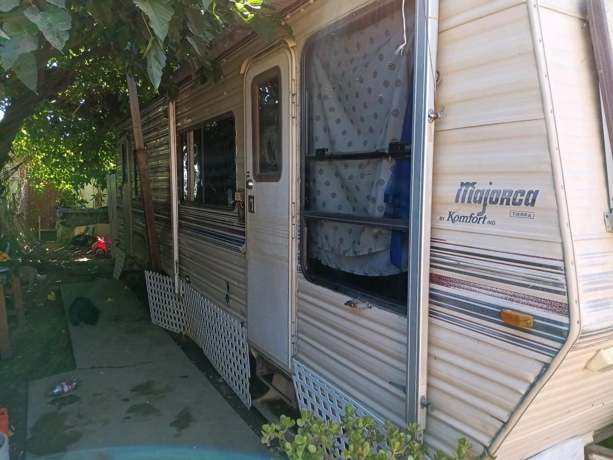 mobile home Trailer for sell ready for rent