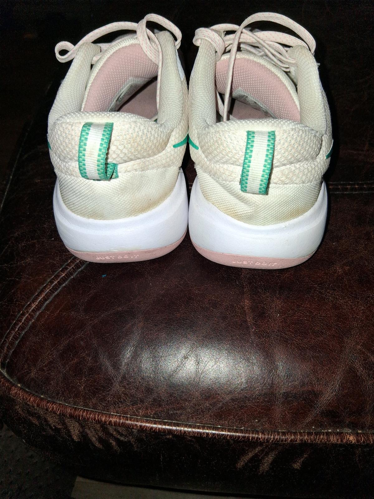 womens NIKE CITY REP TR SNEAKERS WHITE GREEN COLOR SIZE 75
