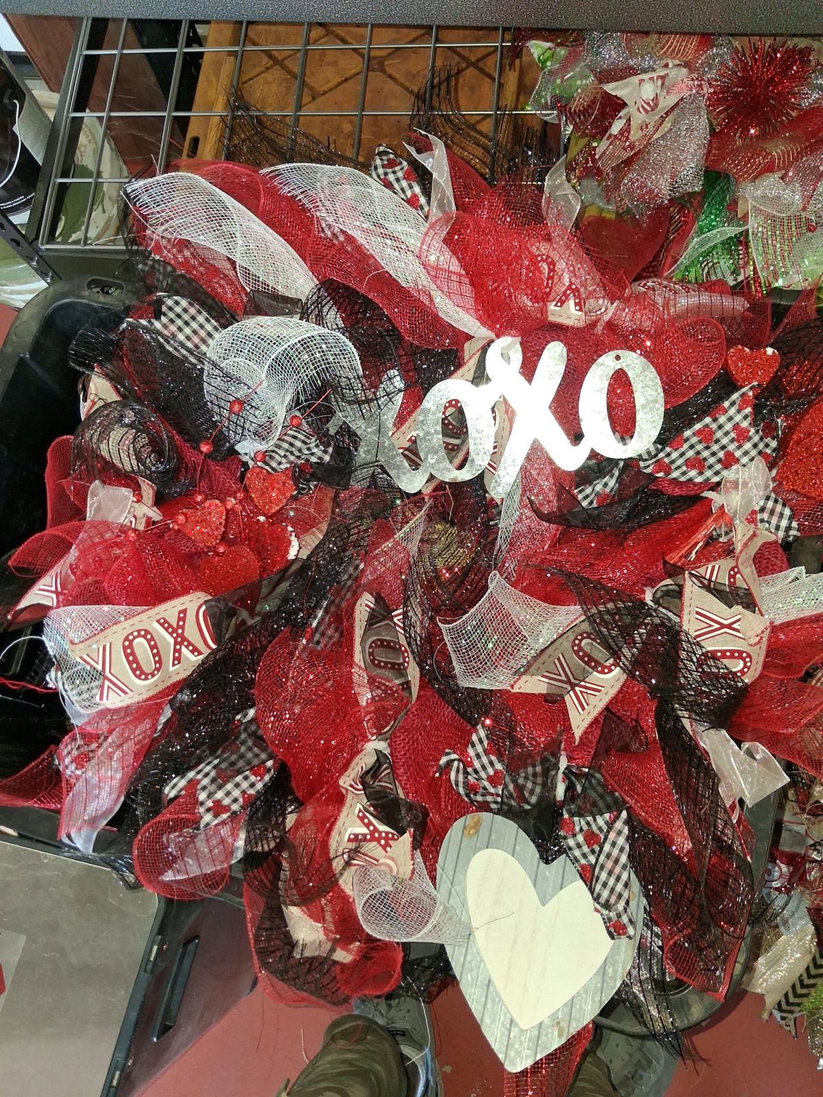 very nice hand made wreaths variety of styles