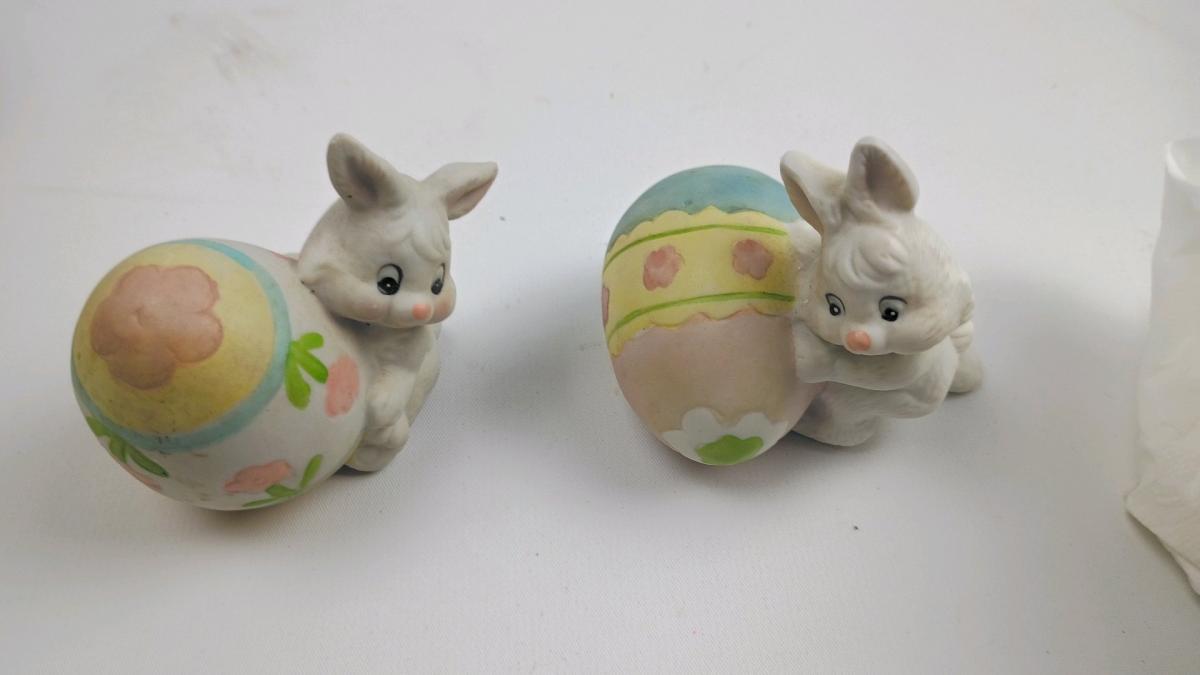 Easter Rabbit  Bunny  figurines
