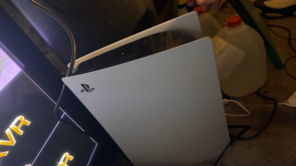 New Stil in the box PS5