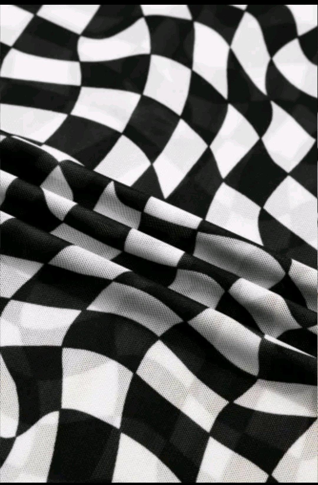 Small Black Checkered Print Crew Neck Mesh T Shirt
