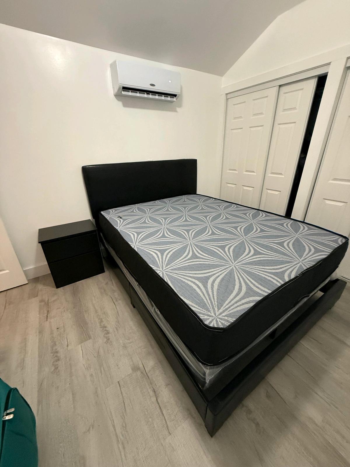 camas Queen y full nuevas con el colchn includo