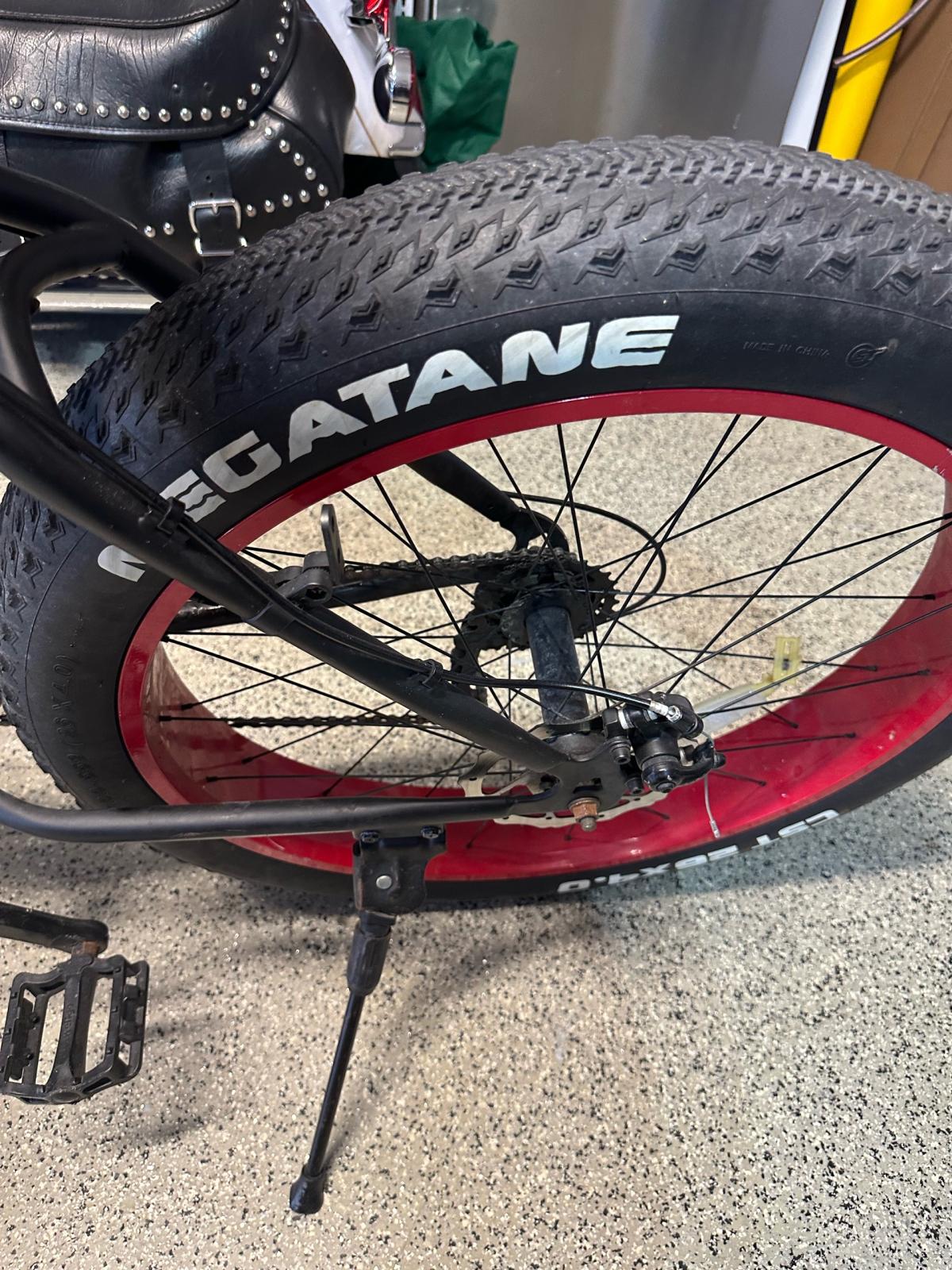 mountain bike large tires 26 inch