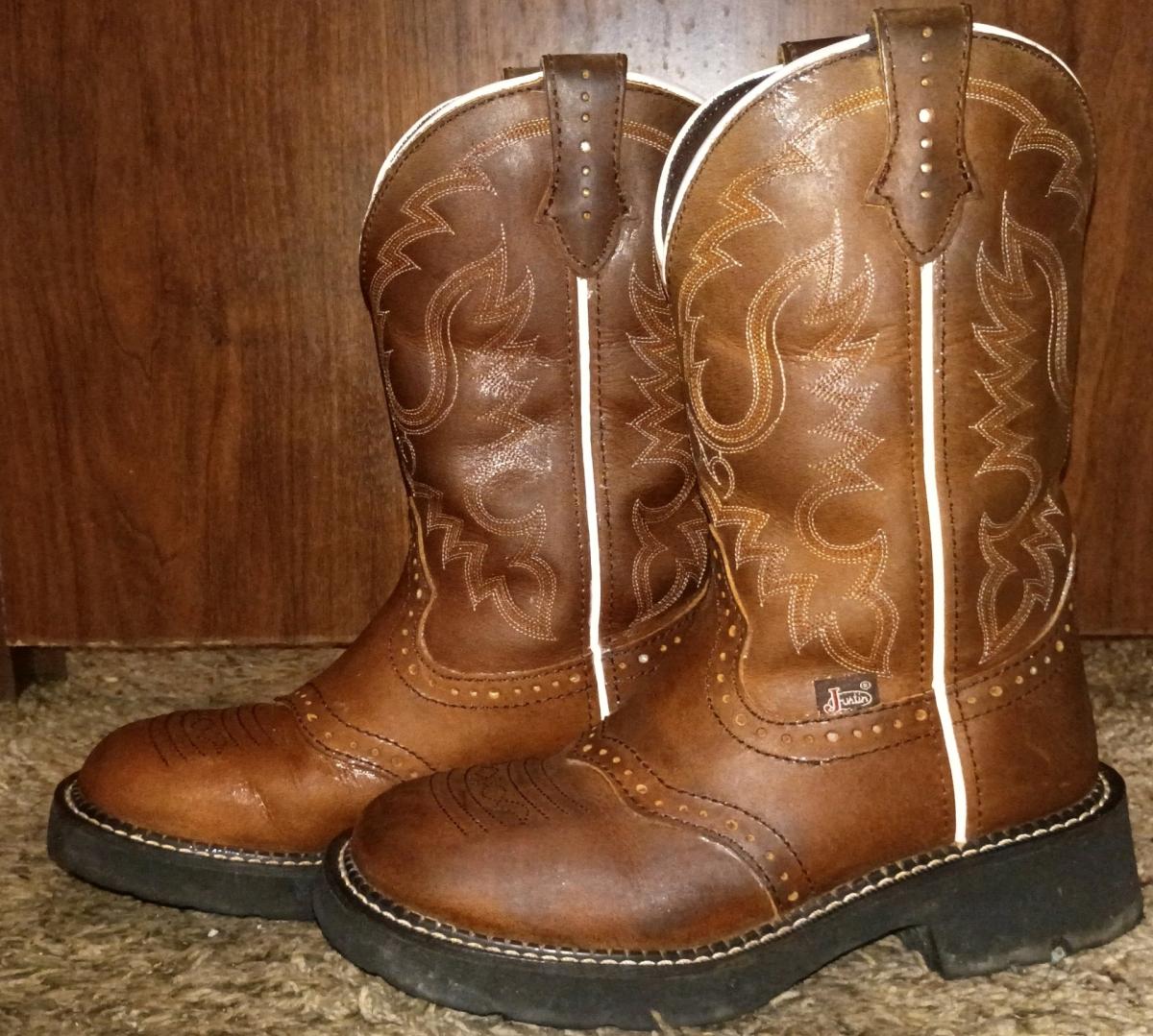 Justin Boots womens size 6
