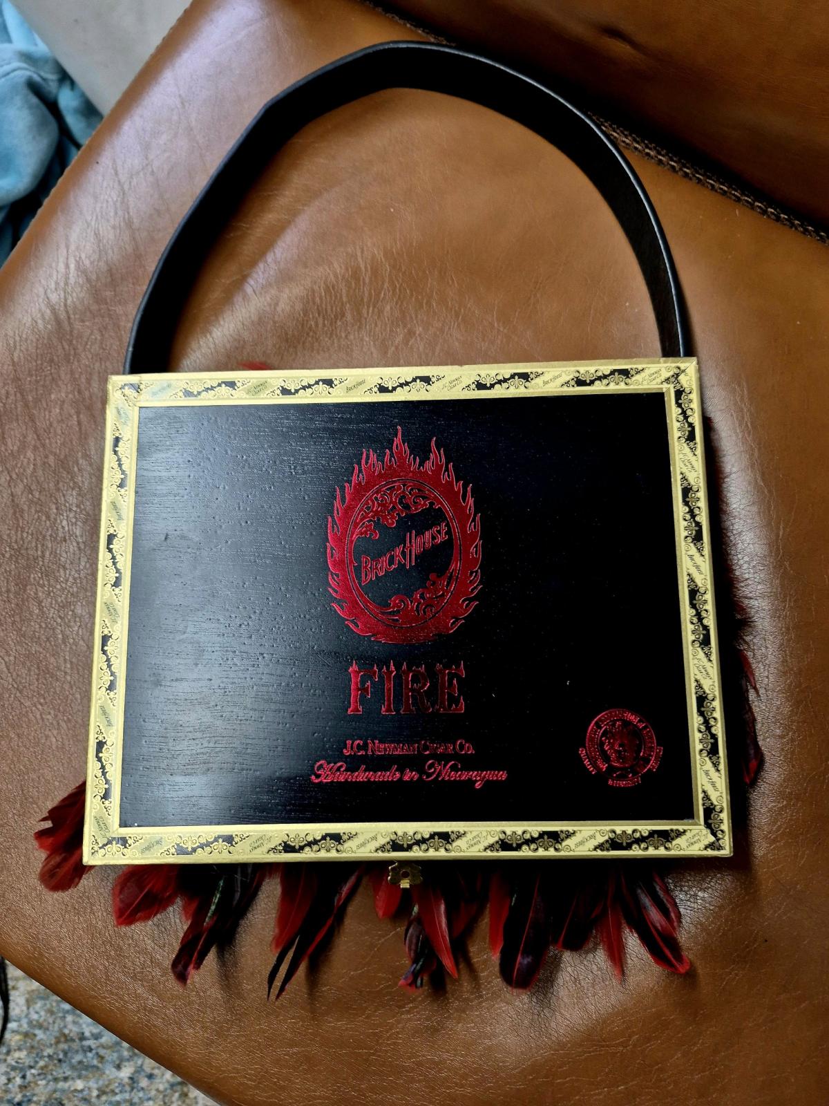cigar box purses made form empty cigar boxes
