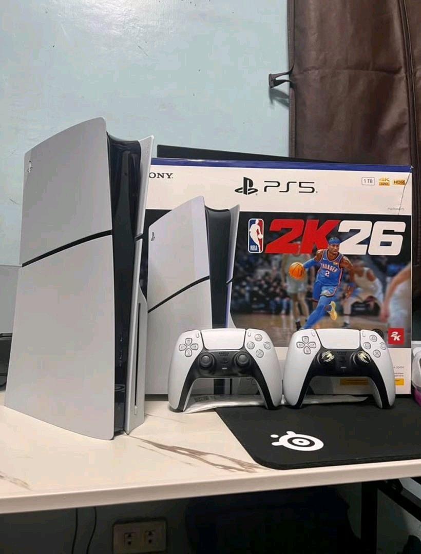 few months used PS5 Slim 1TB with box