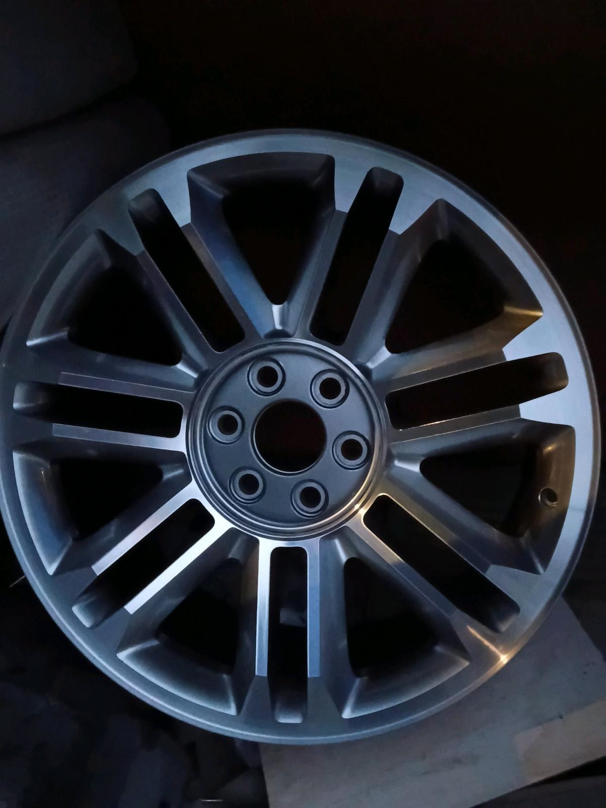 2 wheel Rim new 2006 2010 Lincoln Navigator 20 pulgadas