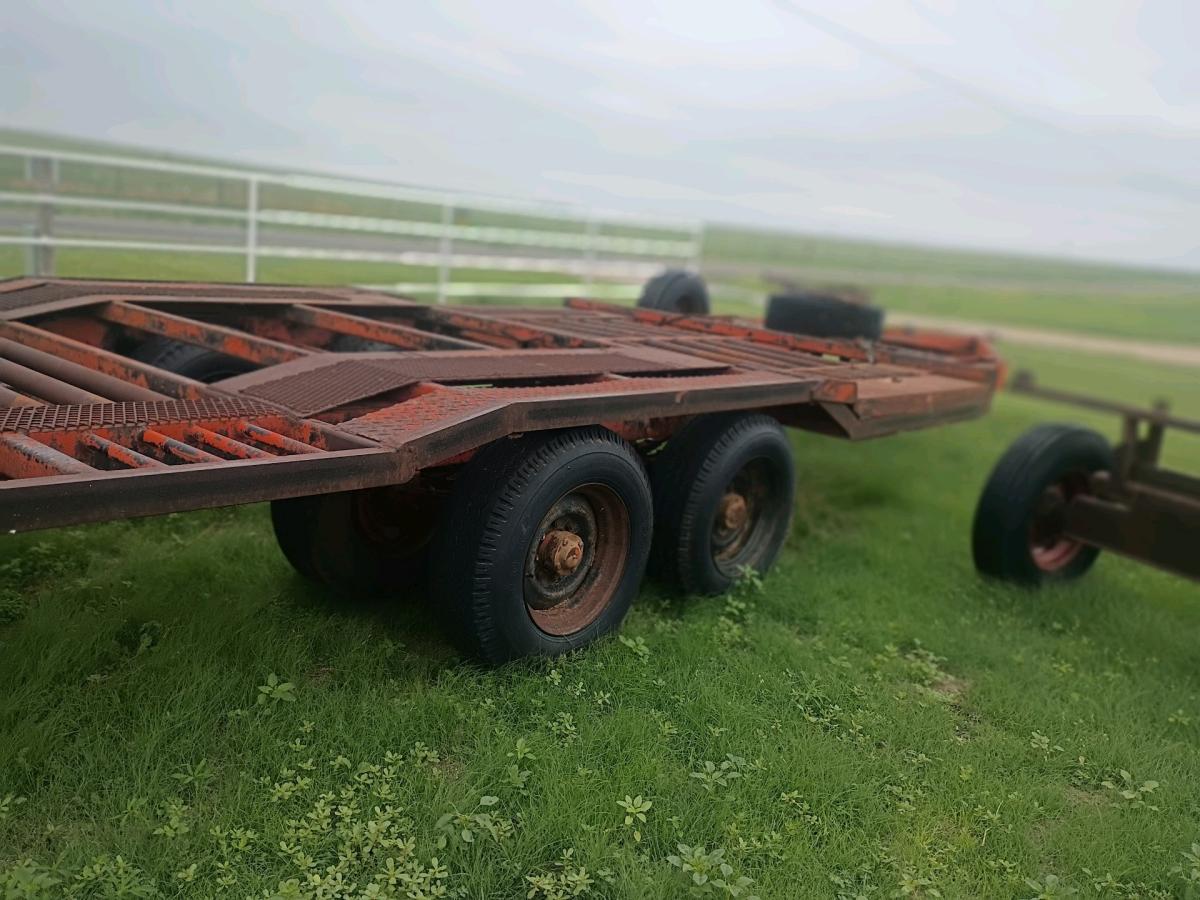 Vintage Donahue Implement Carrier Trailer