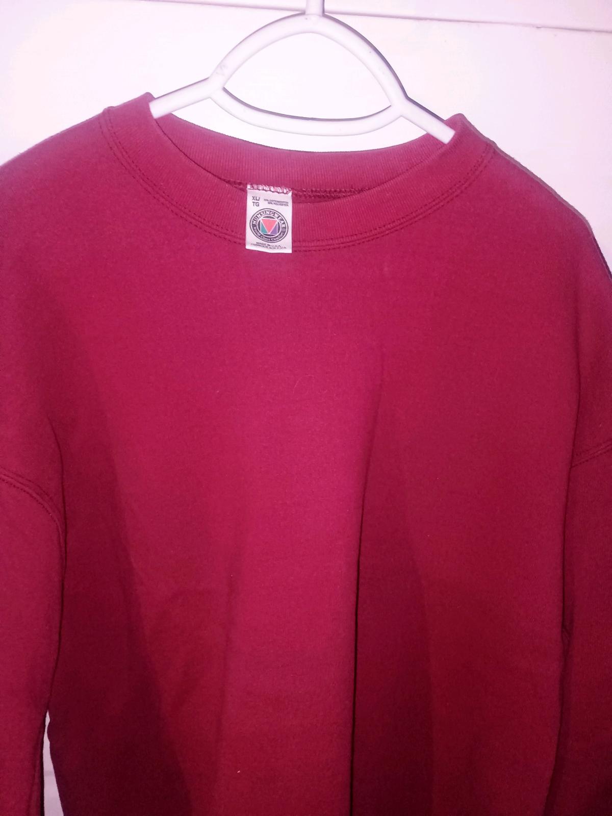 Vintage 90s MunsingWear Burgandy Blank Sweatshirt Made USA
