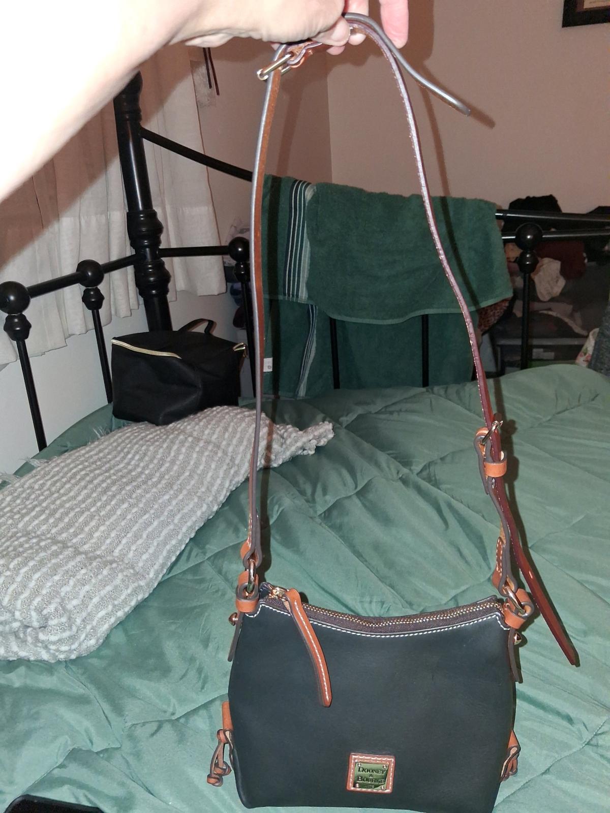 All leather Dooney and Bourke leather bag