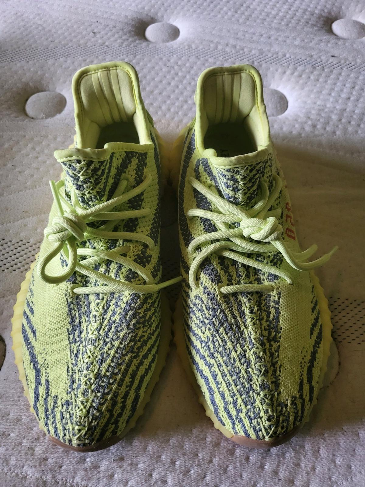 Yeezy Boost 350 V2 Semi Frozen Yellow
