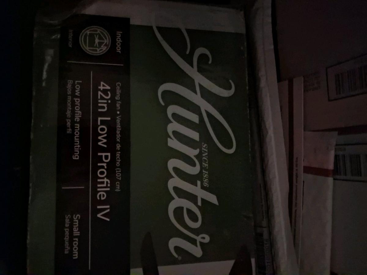 New Hunter Ceiling Fans  42  52 Models  Brand New in Box