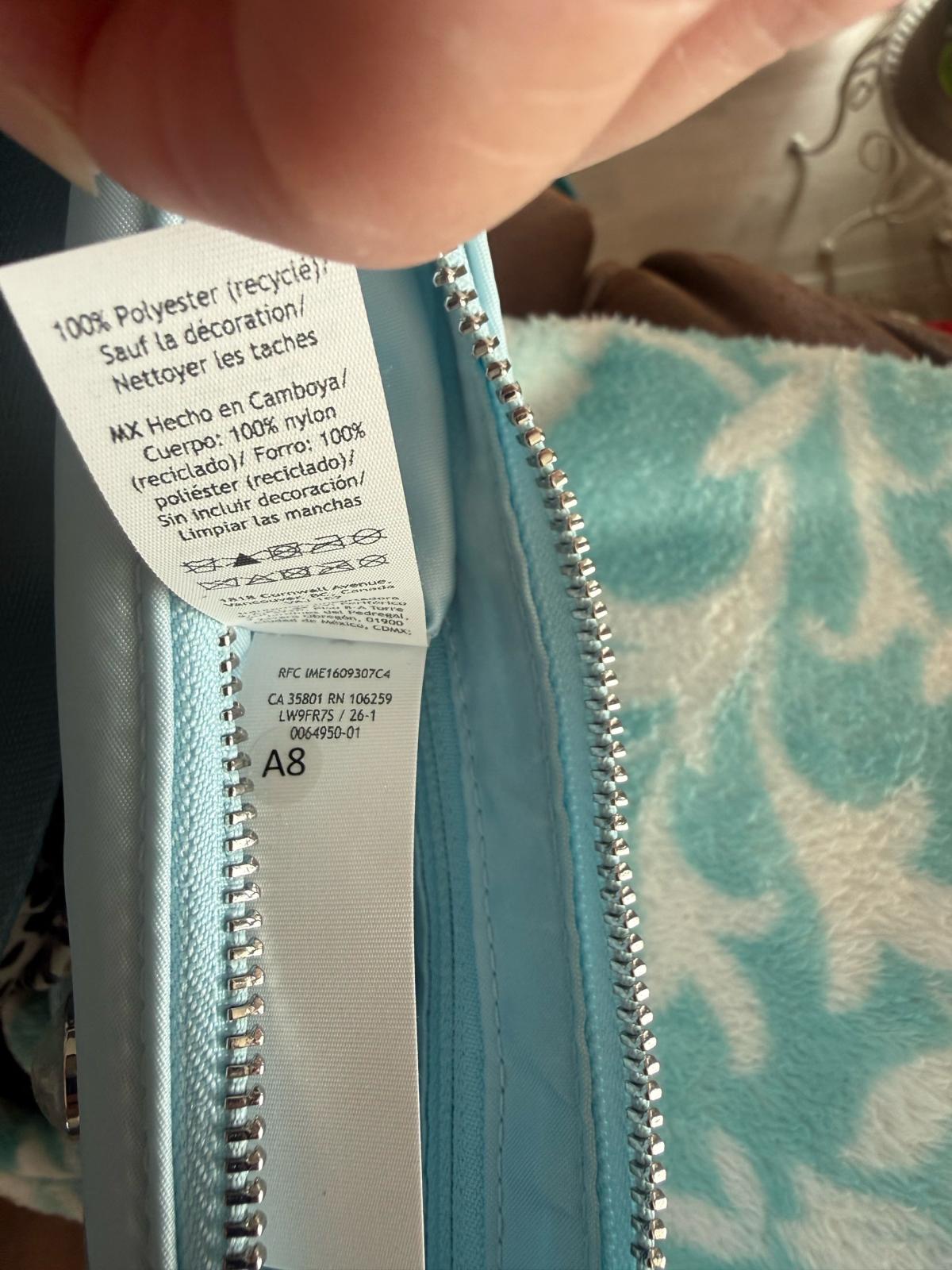 lululemon essential bag