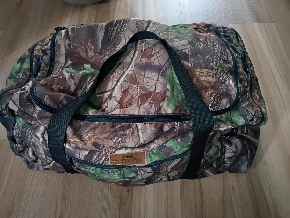 lots of hunting gear send me an offer