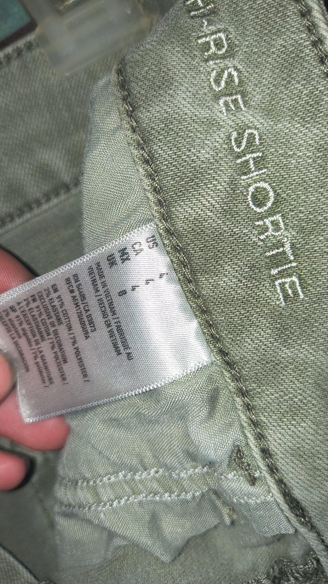 womens American eagle shorts