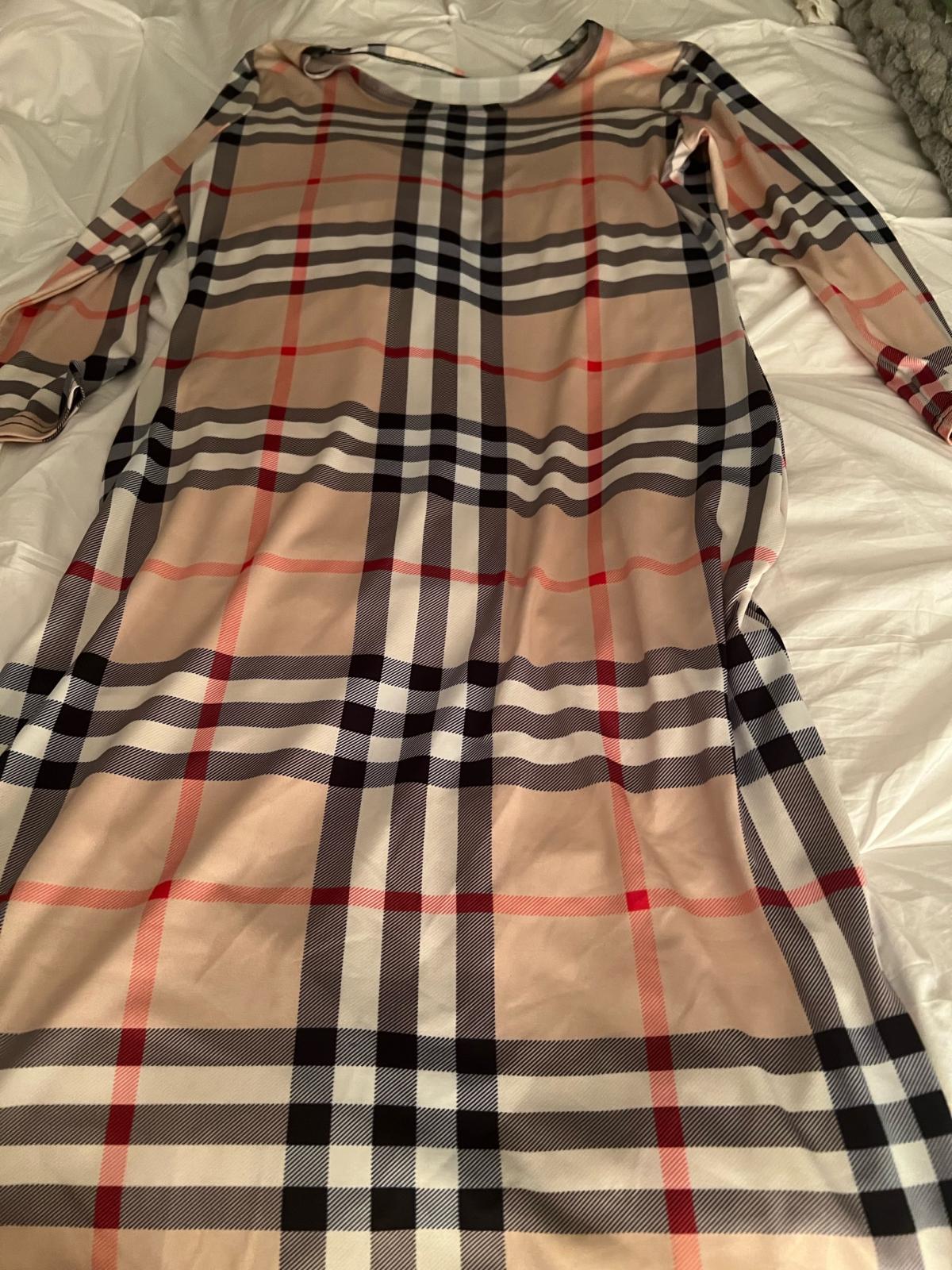 lg dress like new