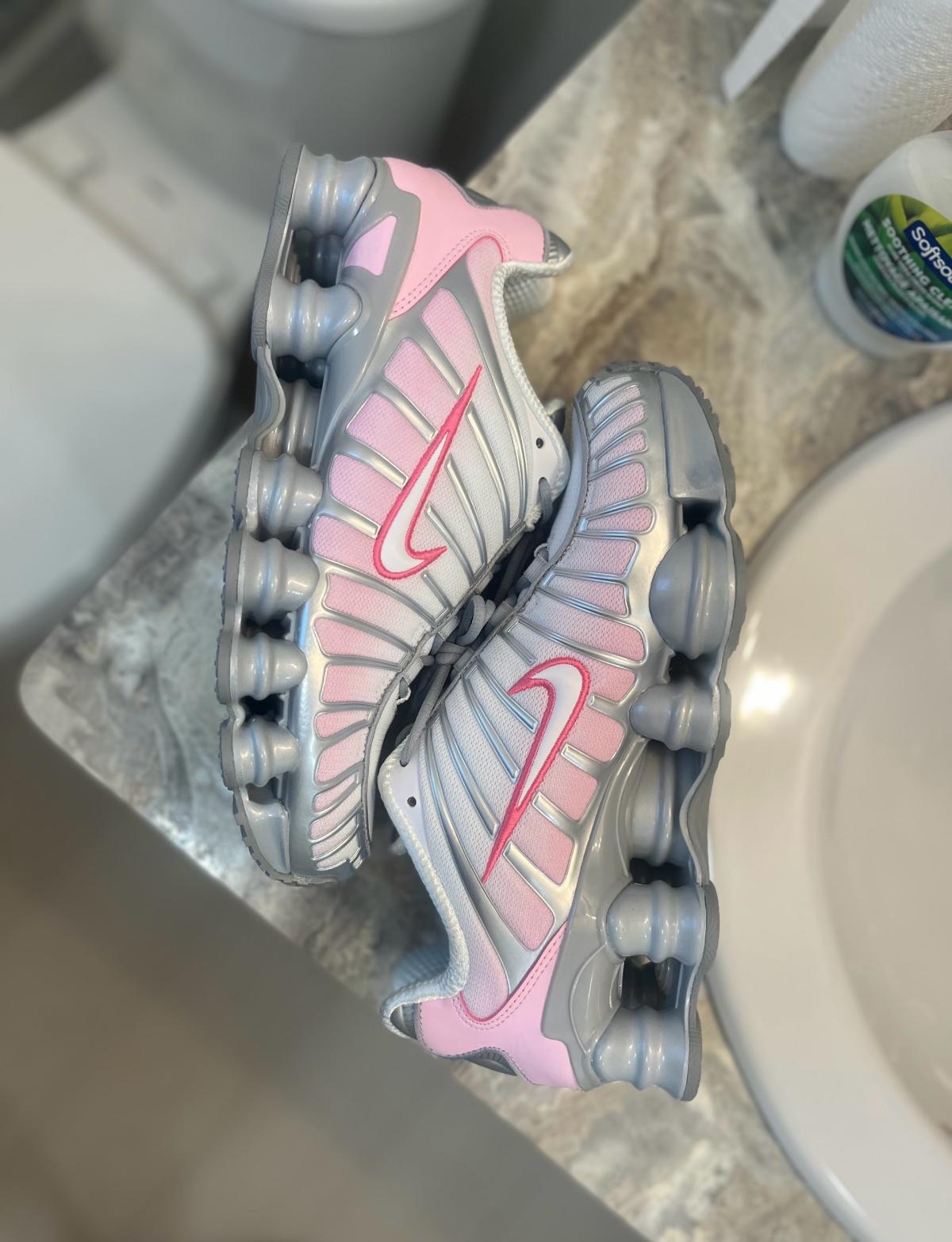 size 9 men nike shox tl pink foam women 105