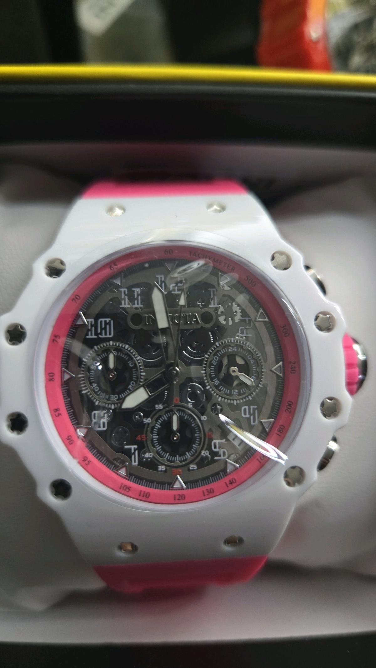 invictia Racing wach