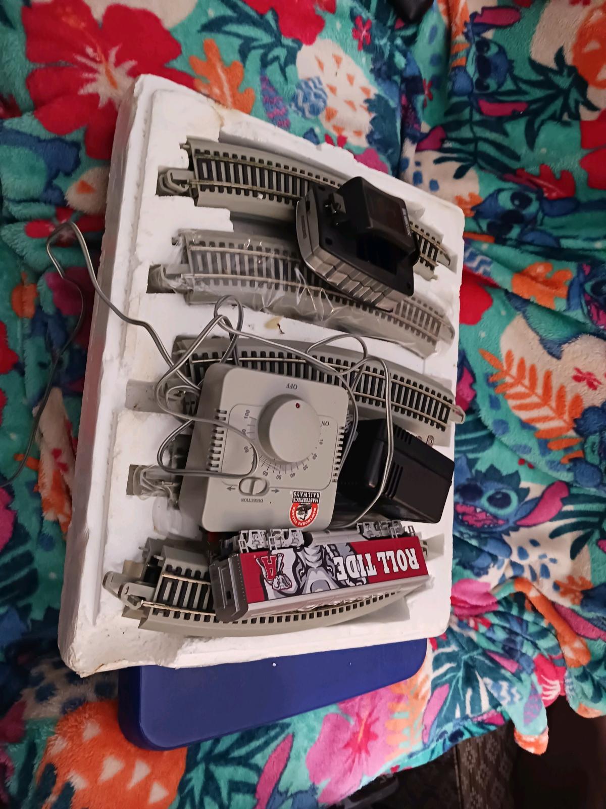 ALABAMA ROLL TIDE COMPLETE TRAIN SET