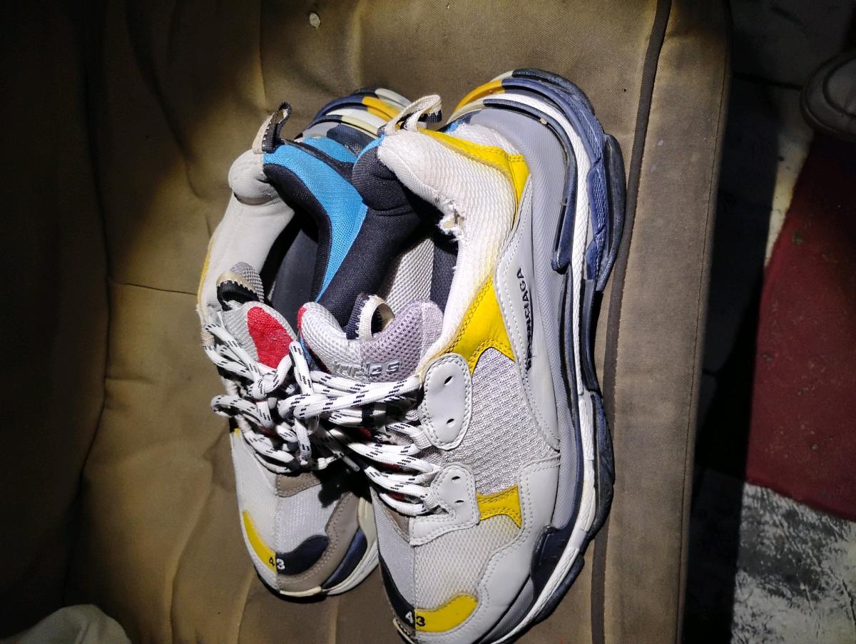 A Pair of BALENCIAGA Mens Sneakers