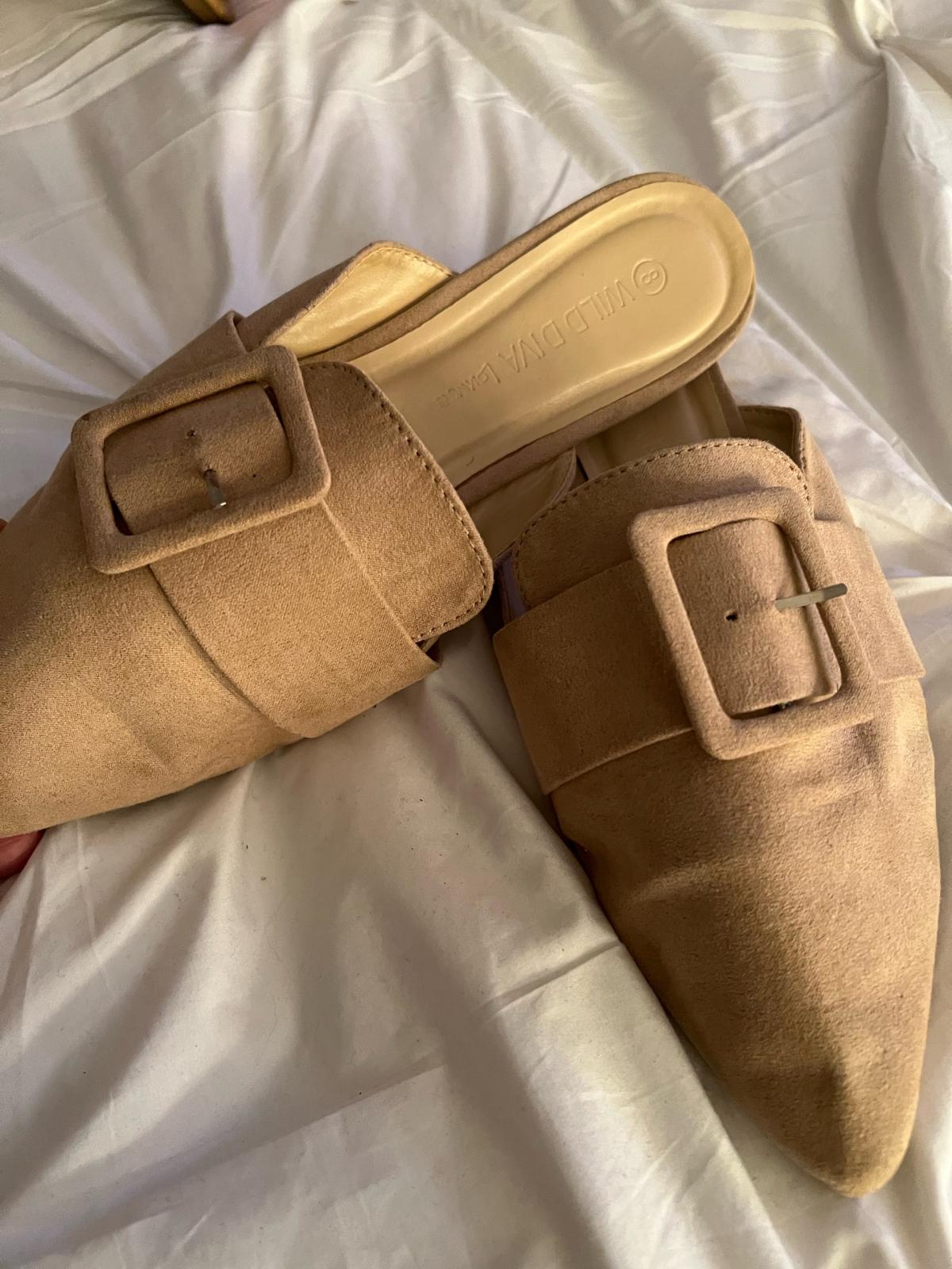 assorted sandals all size8