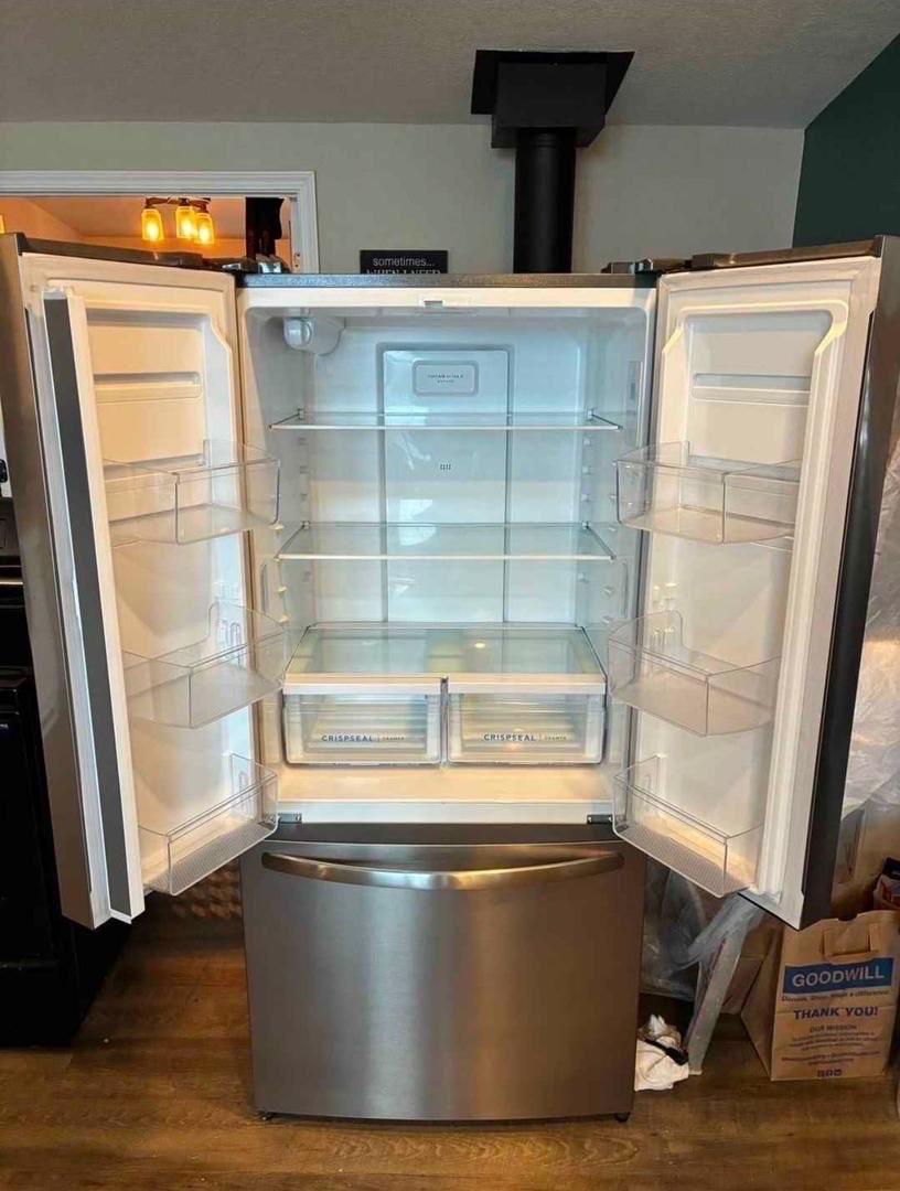 Frigidaire Refrigerator Neatly Used