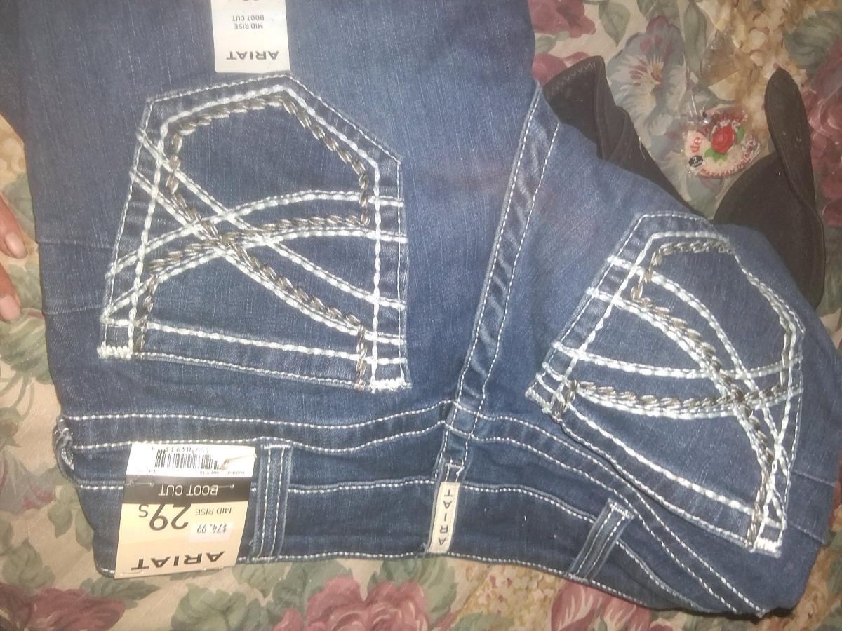 Ariat blue jeans brand new for a chick 29 midwaiste