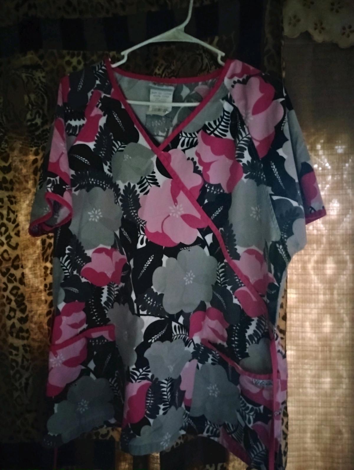 A Nice Womens Pink  Grey  Black and White Scrub Top