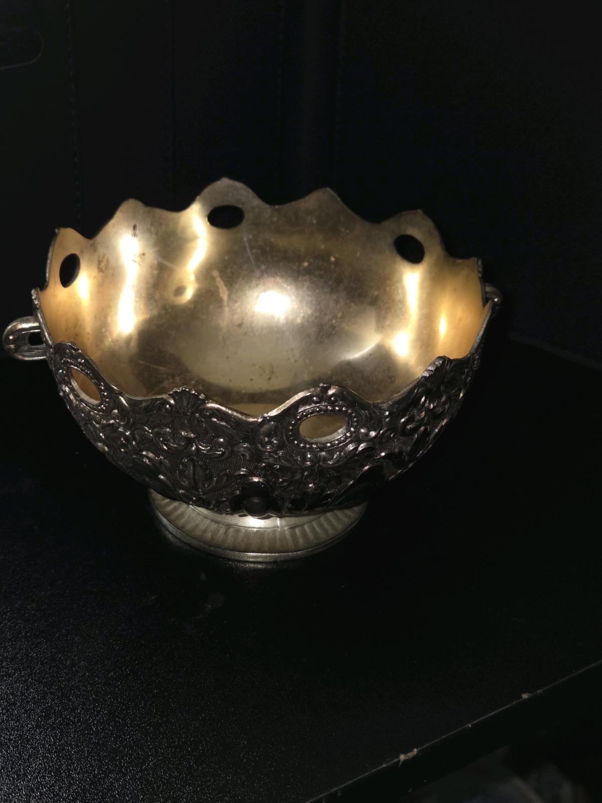 A Vintage Leonard Japan Silver Plated Pedestal Candy Dish