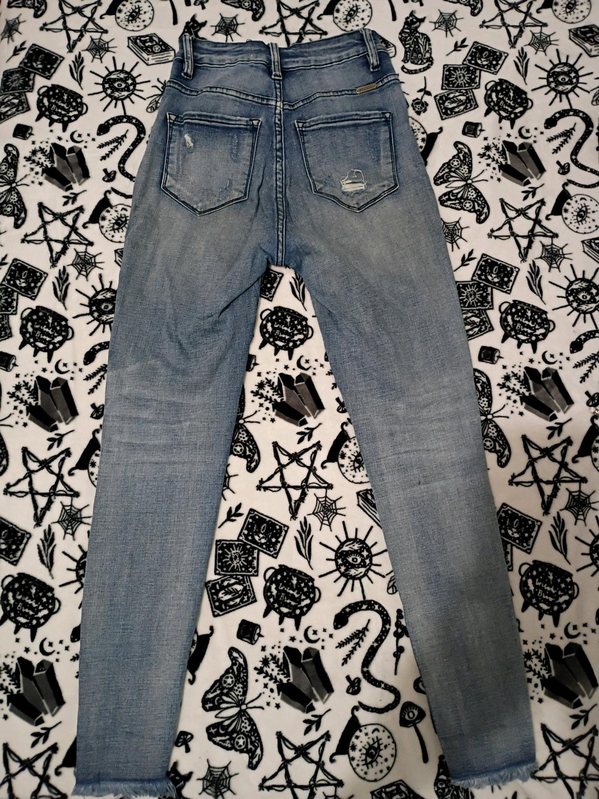 Rau Cau Streetwear
