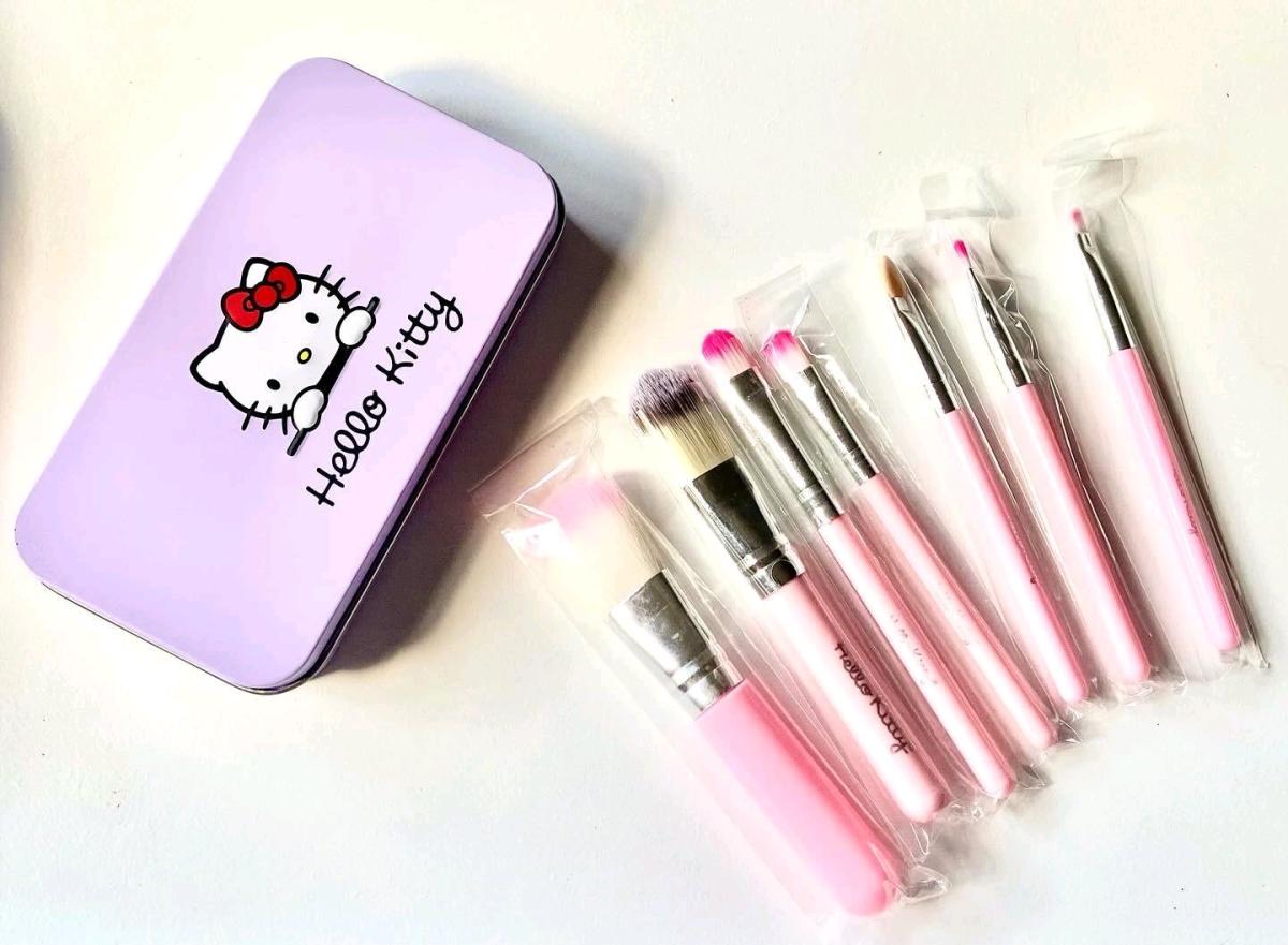 Brochas para maquillaje de Hello Kitty